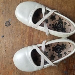 Livie & Luca Ballerina